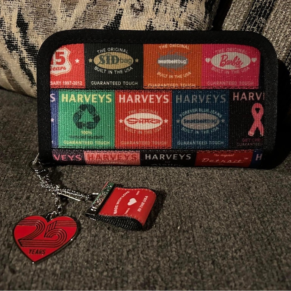 Harveys 25th Anniversary Wallet